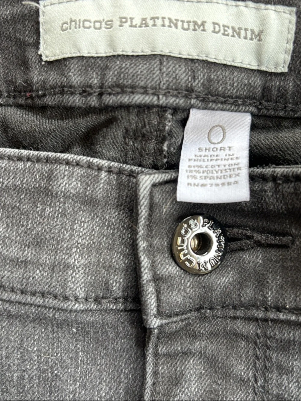 Chico's Black Ultimate Fit Slim Leg Jeans‎ Size 0 Short (Women's 4)